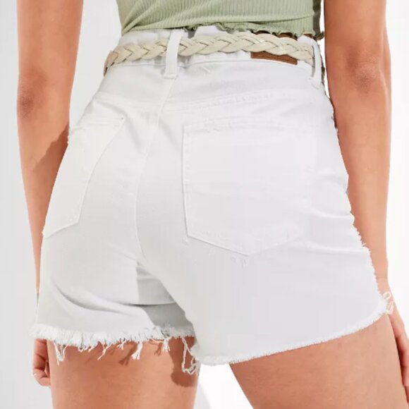 American Eagle White High Rise Denim Mom Short | Size 8 - Picture 1 of 8